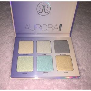 🎀Anastasia Aurora Glow Kit🎀